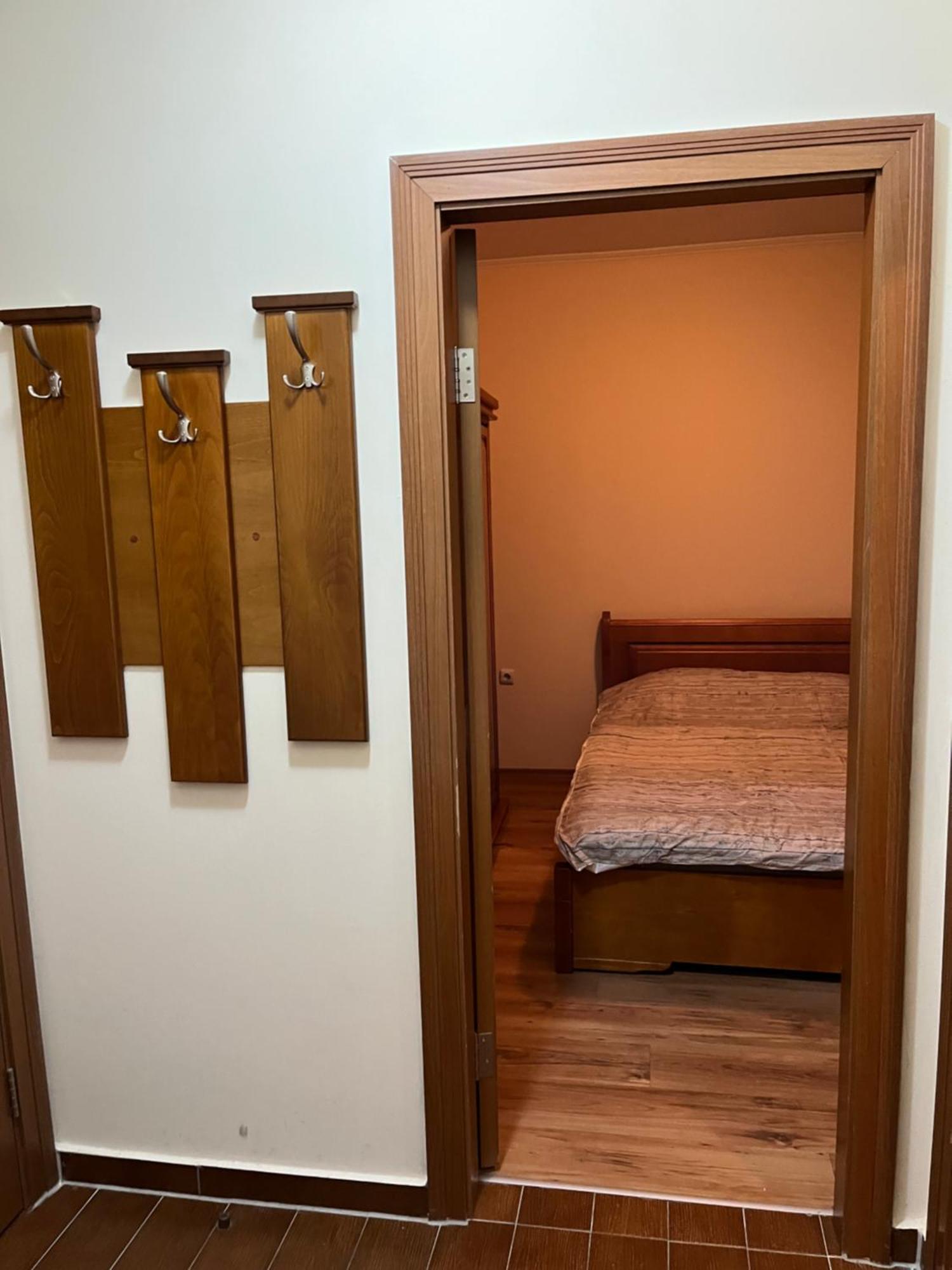 Ski Zone At Gondola, Warm And Cosy, Wifi, Ac, Netflix, Perfect One Bedroom Appartment, Beautiful View Bansko Exteriör bild