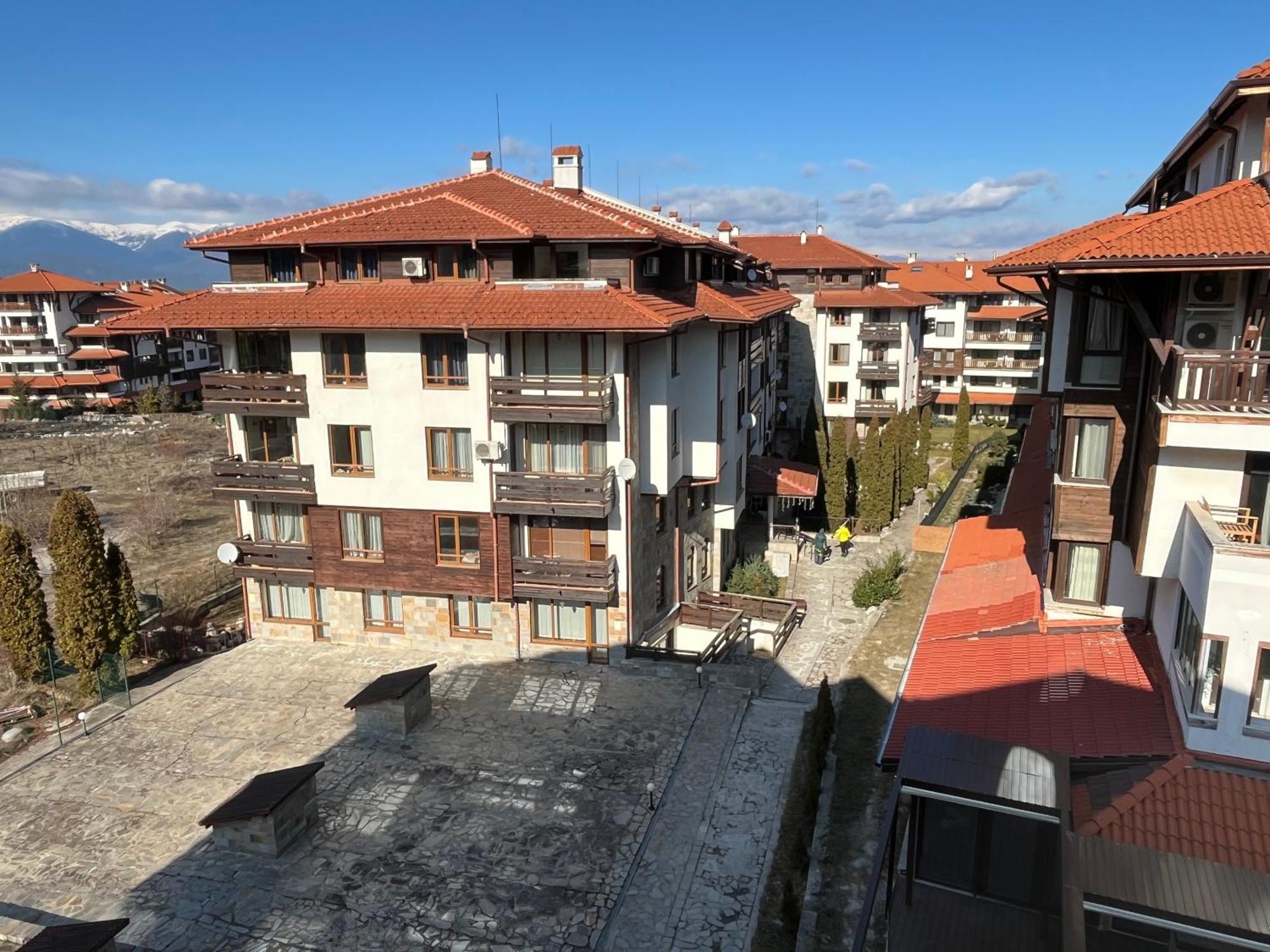 Ski Zone At Gondola, Warm And Cosy, Wifi, Ac, Netflix, Perfect One Bedroom Appartment, Beautiful View Bansko Exteriör bild
