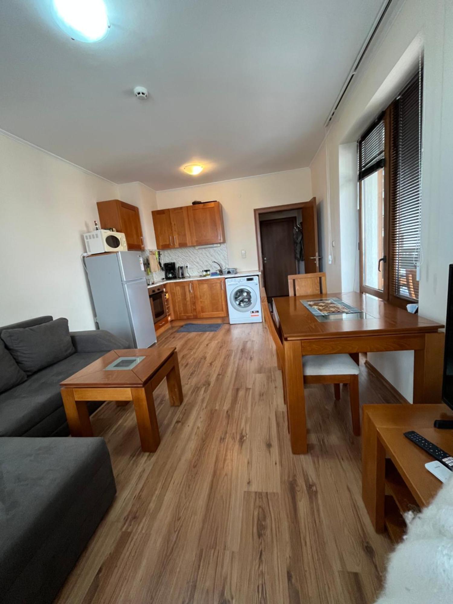 Ski Zone At Gondola, Warm And Cosy, Wifi, Ac, Netflix, Perfect One Bedroom Appartment, Beautiful View Bansko Exteriör bild